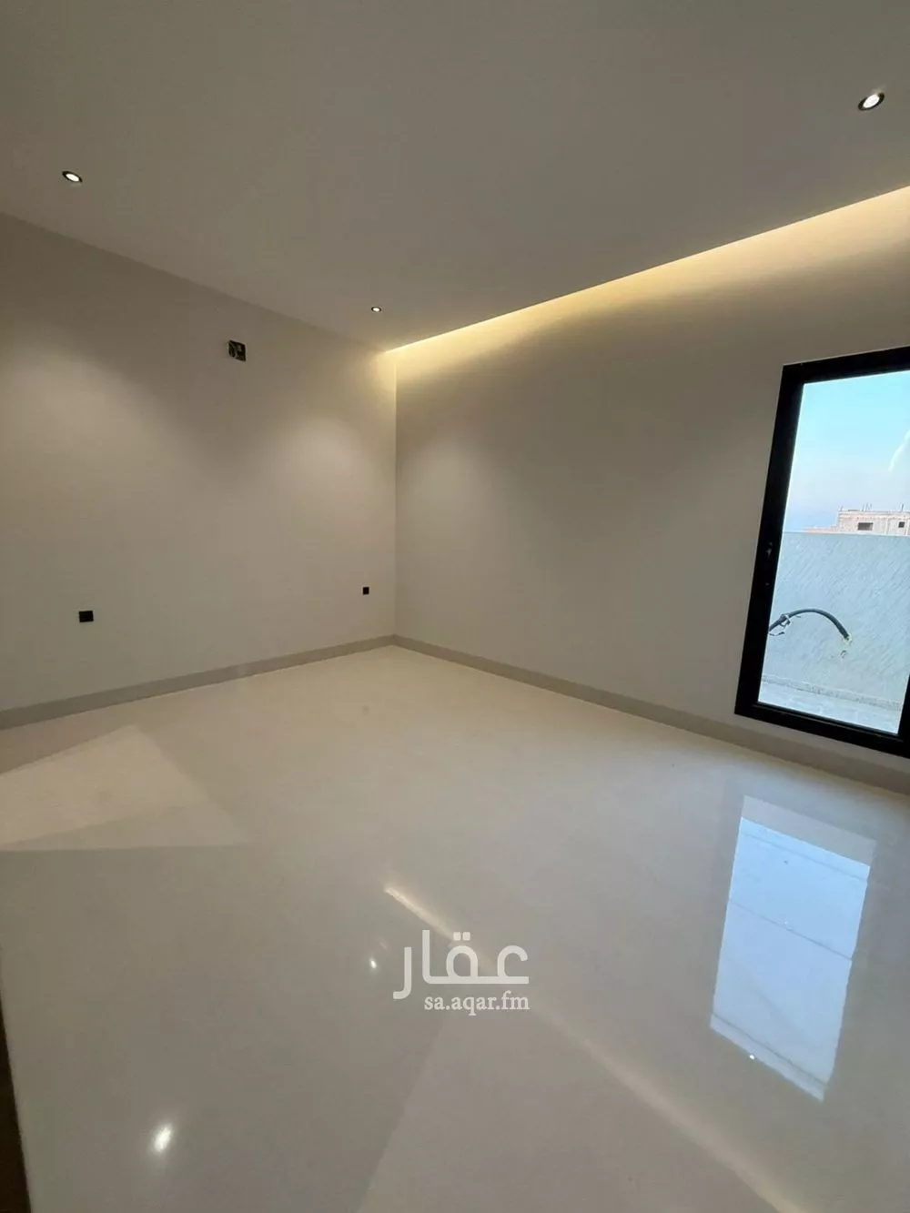 فيلا 6 غرف في المهدية 10