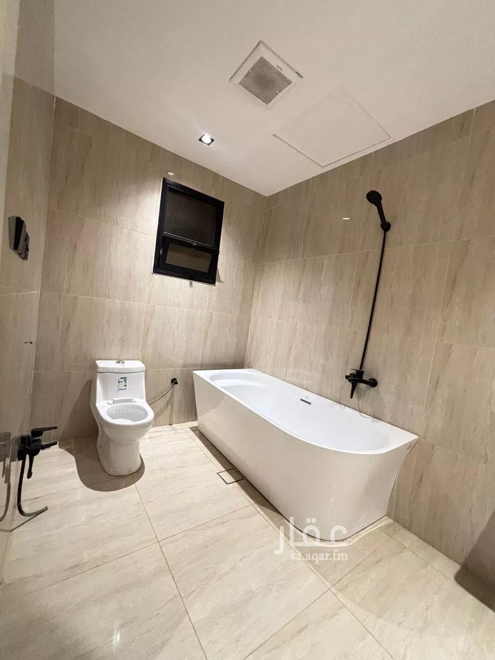 4 bedroom apartment in Dhahrat Namar 19