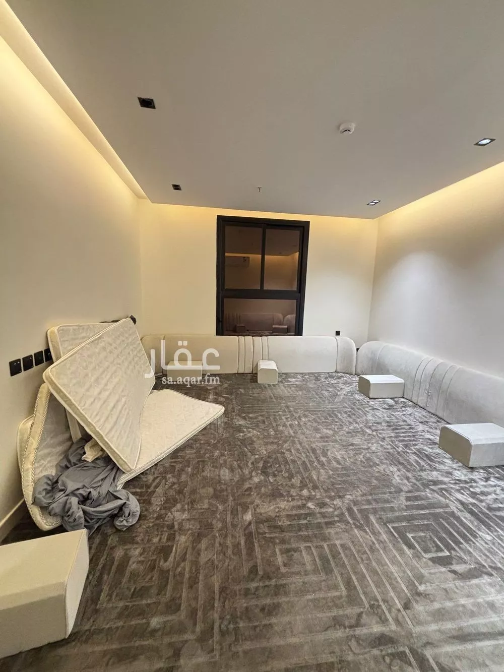 4 bedroom apartment in Dhahrat Namar 8
