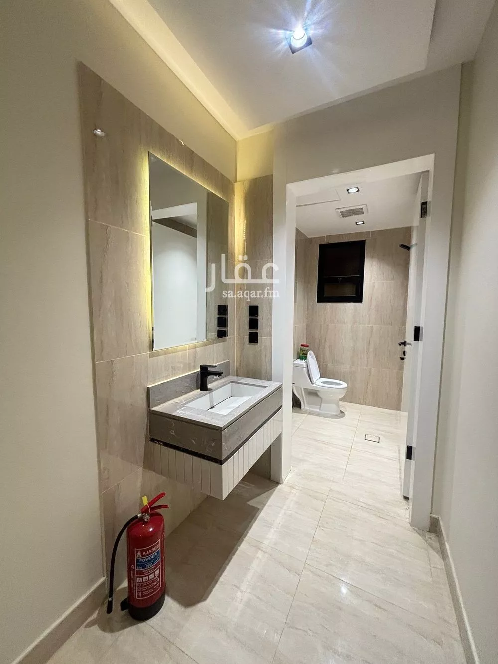 4 bedroom apartment in Dhahrat Namar 9