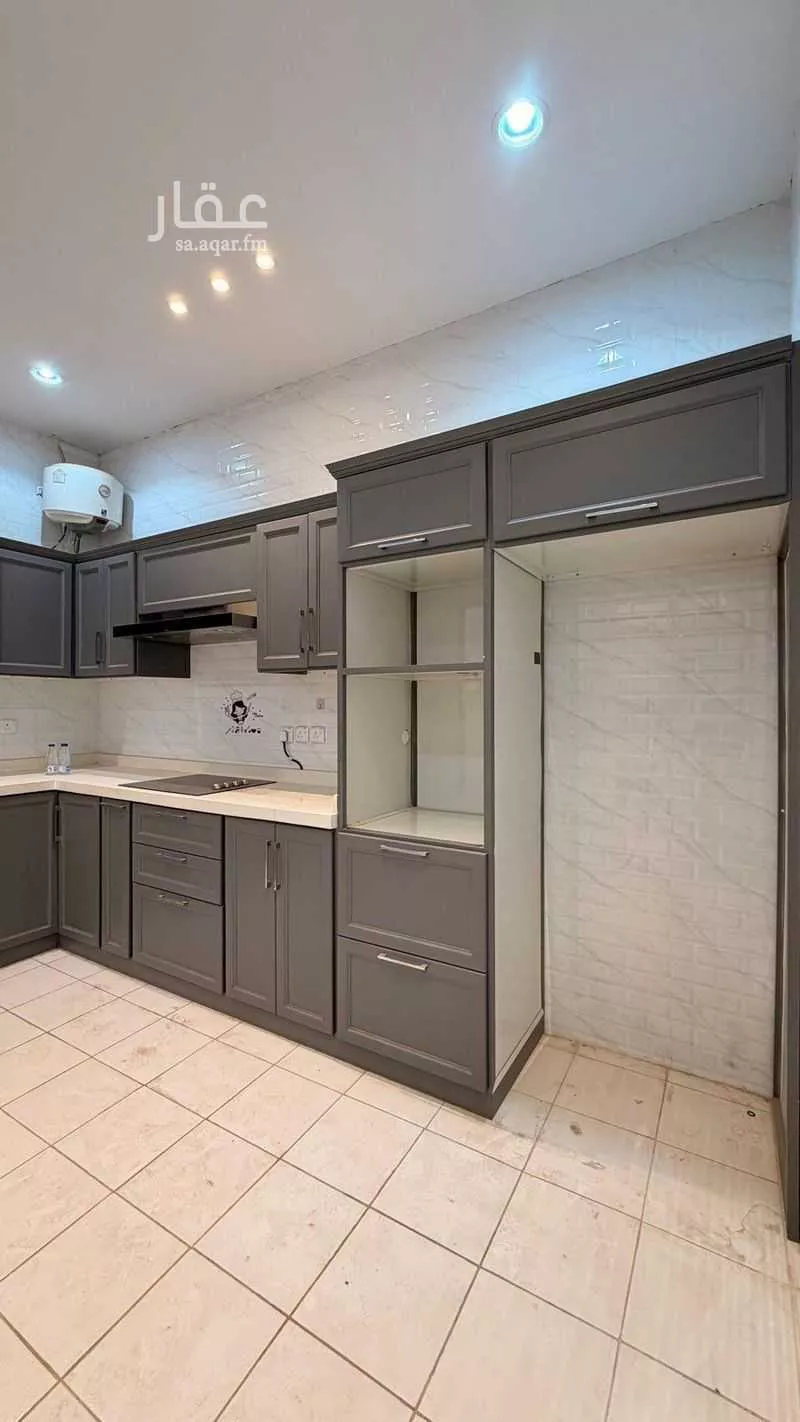 4 bedroom apartment in Al Qadisiyah 2