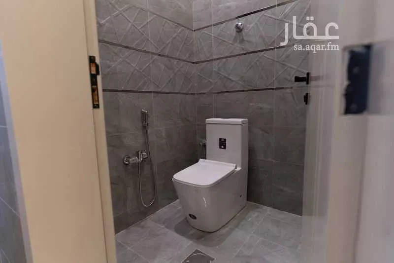 3 bedroom apartment in Dhahrat Laban 8
