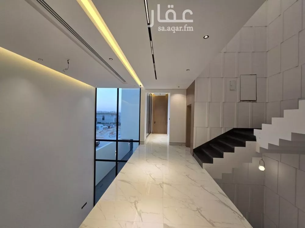 5 bedroom villa in Al Narjis 3
