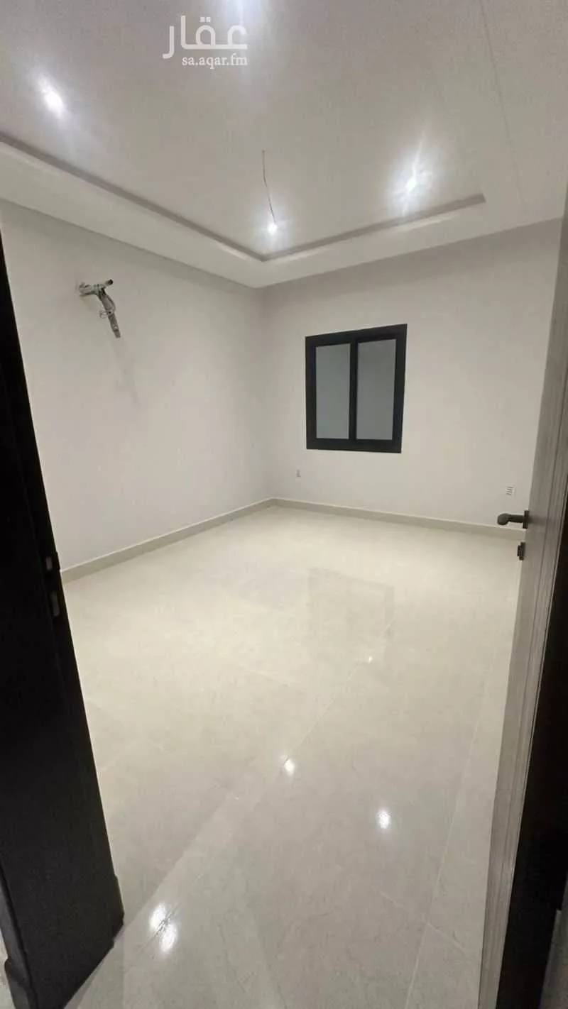 شقة 4 غرف في الصفا 6