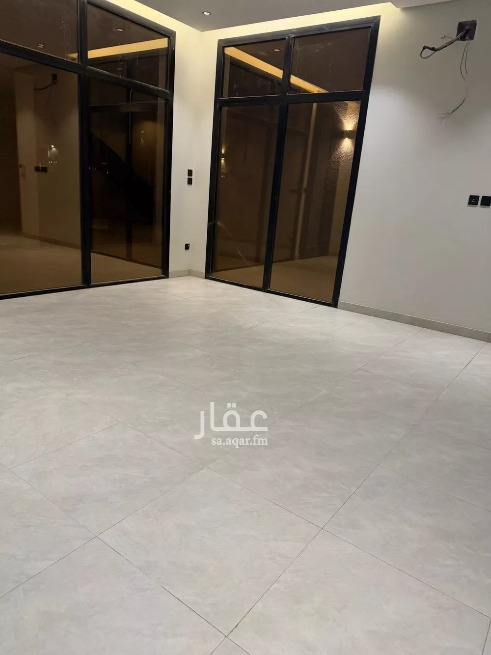 فيلا 5 غرف في الرمال 7