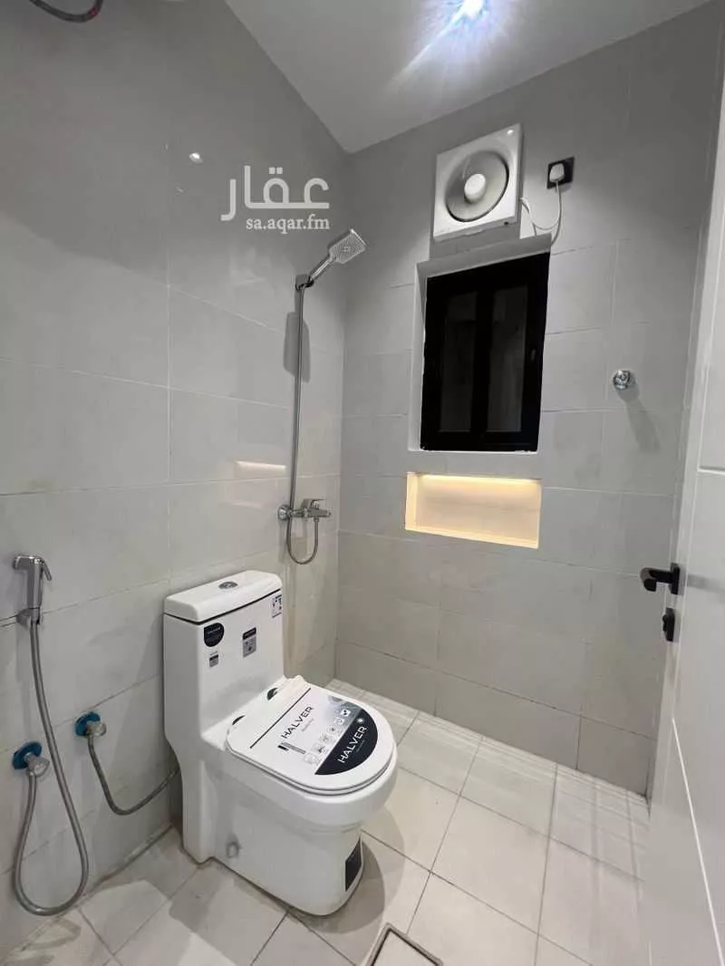 شقة 5 غرف في البحيرات 7