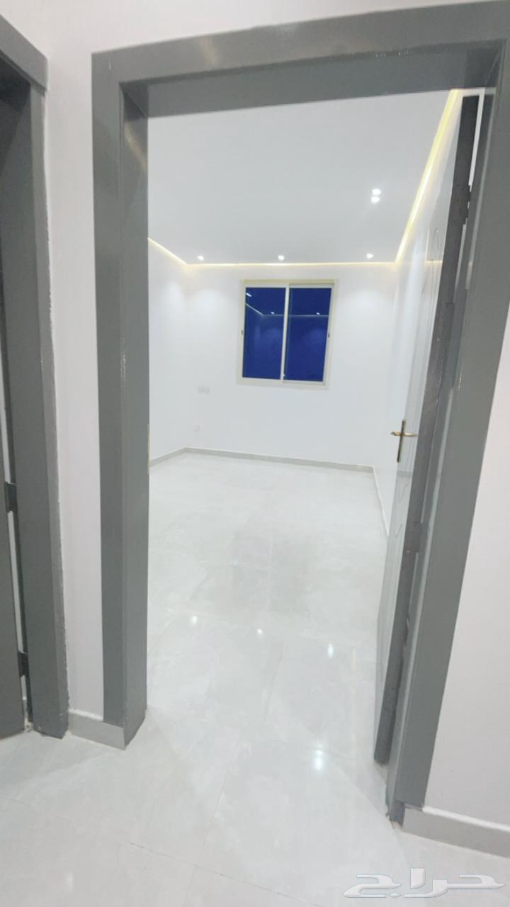 شقة 5 غرف في نواره 9