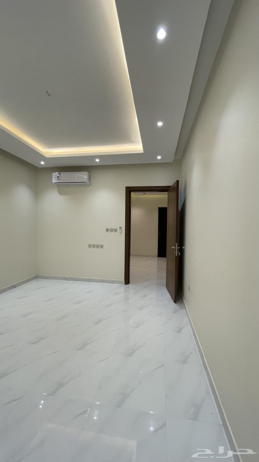 شقة 5 غرف في العريجاء الغربية 4