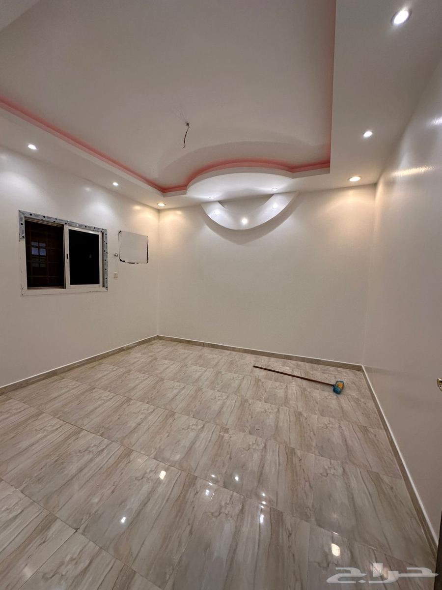 شقة 4 غرف في القادسية 2