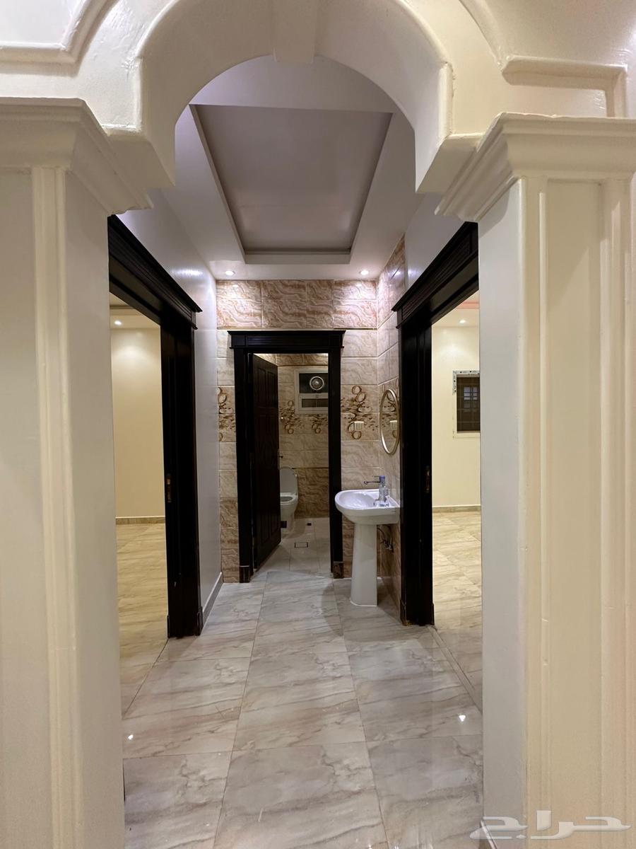 شقة 4 غرف في القادسية 10