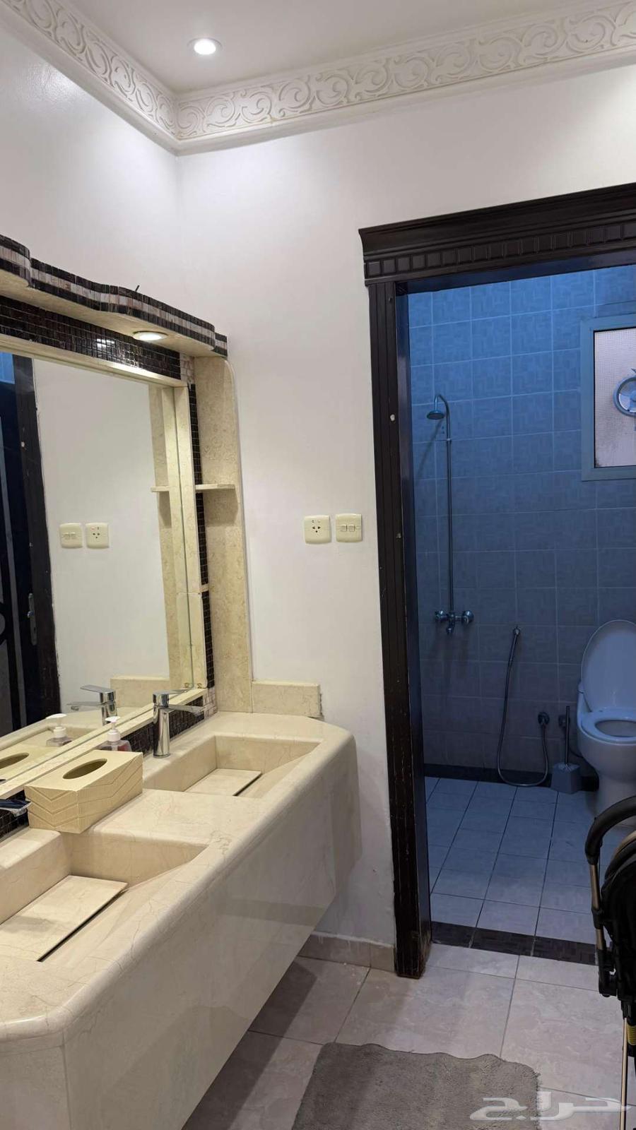 5 bedroom apartment in Ishbiliyah 4