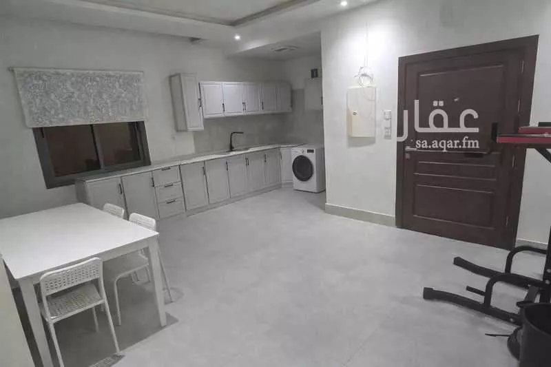 شقة 3 غرف في الصوارى 8