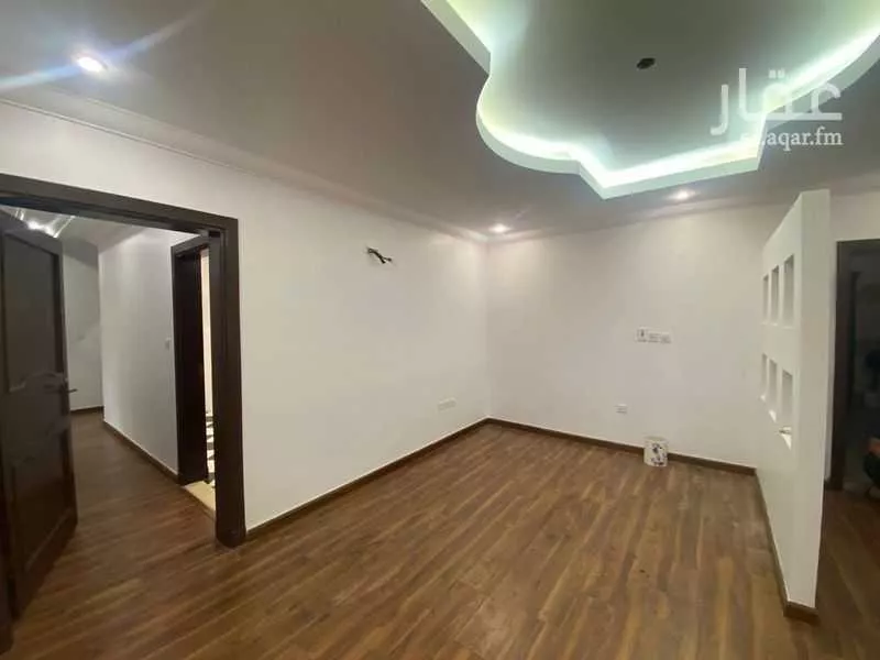 شقة 4 غرف في الزهراء 7