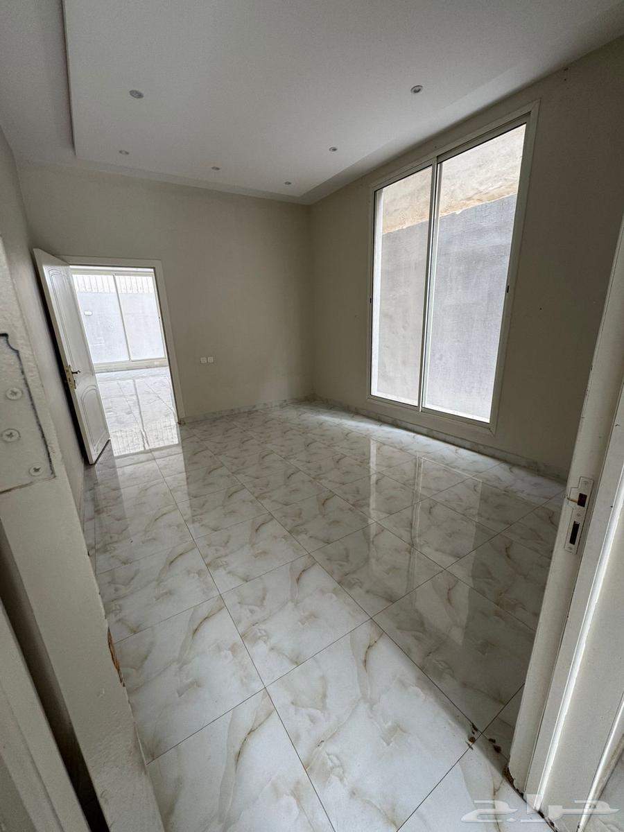 فيلا 5 غرف في طويق 4