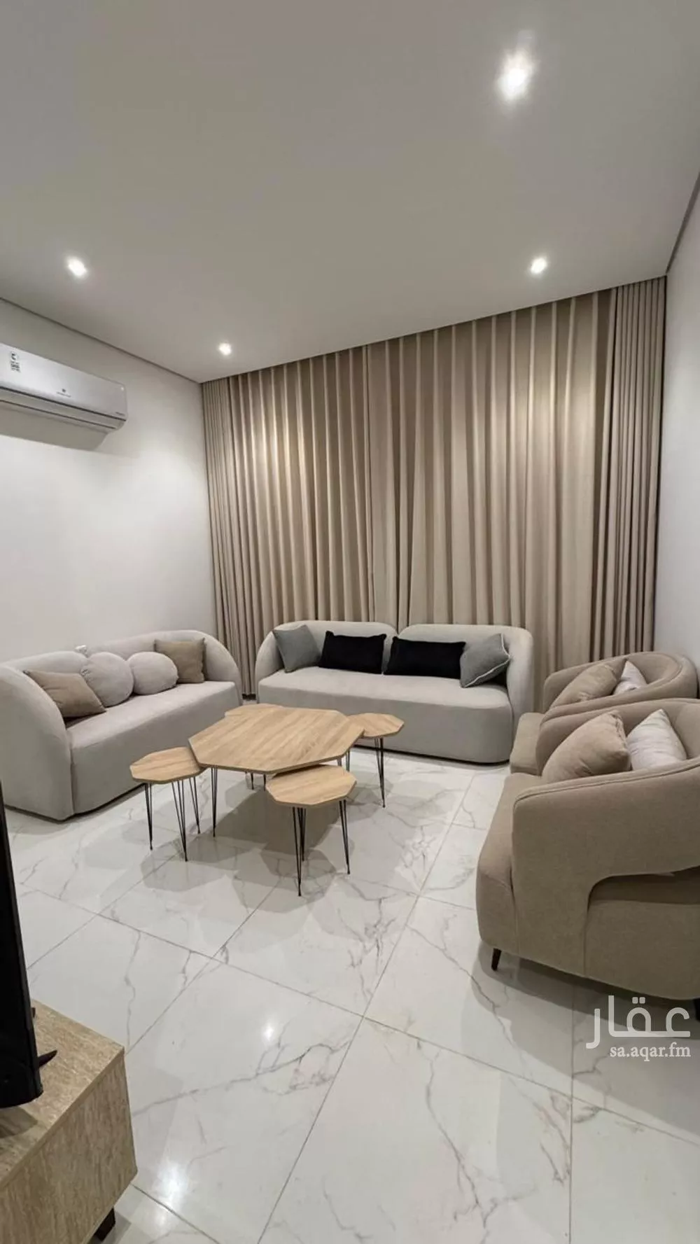 2 bedroom floor in Al Hazm 6