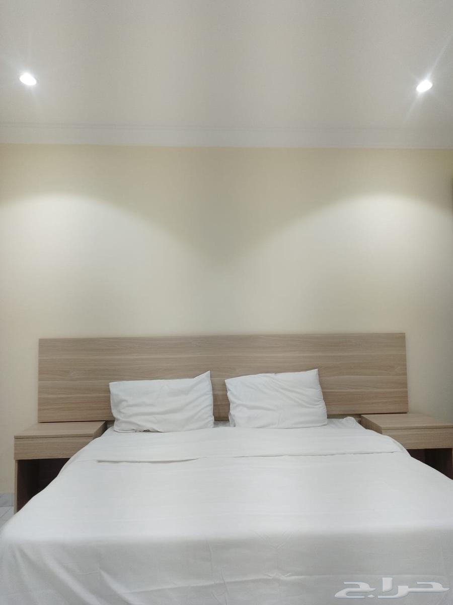 شقة 1 غرف في الربوة 10