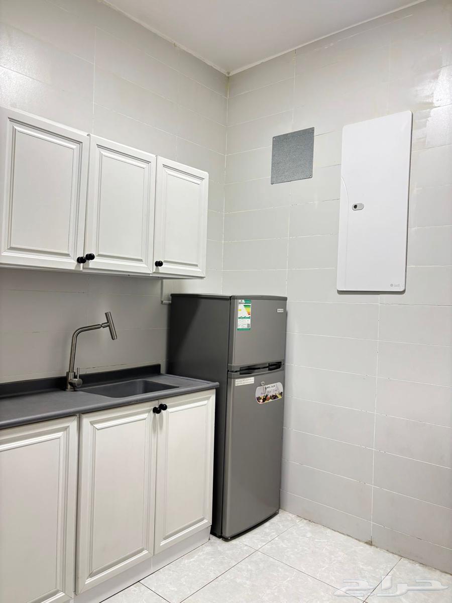 شقة 2 غرف في الروضة 2