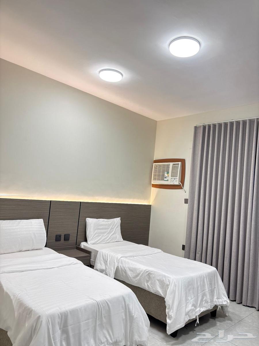 شقة 2 غرف في الروضة 7