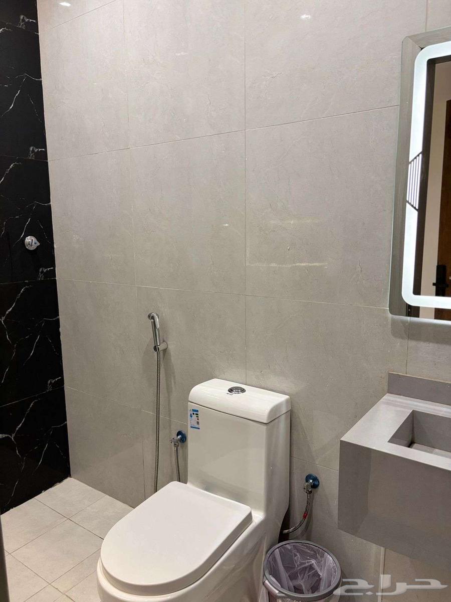 شقة 2 غرف في المرجان 3