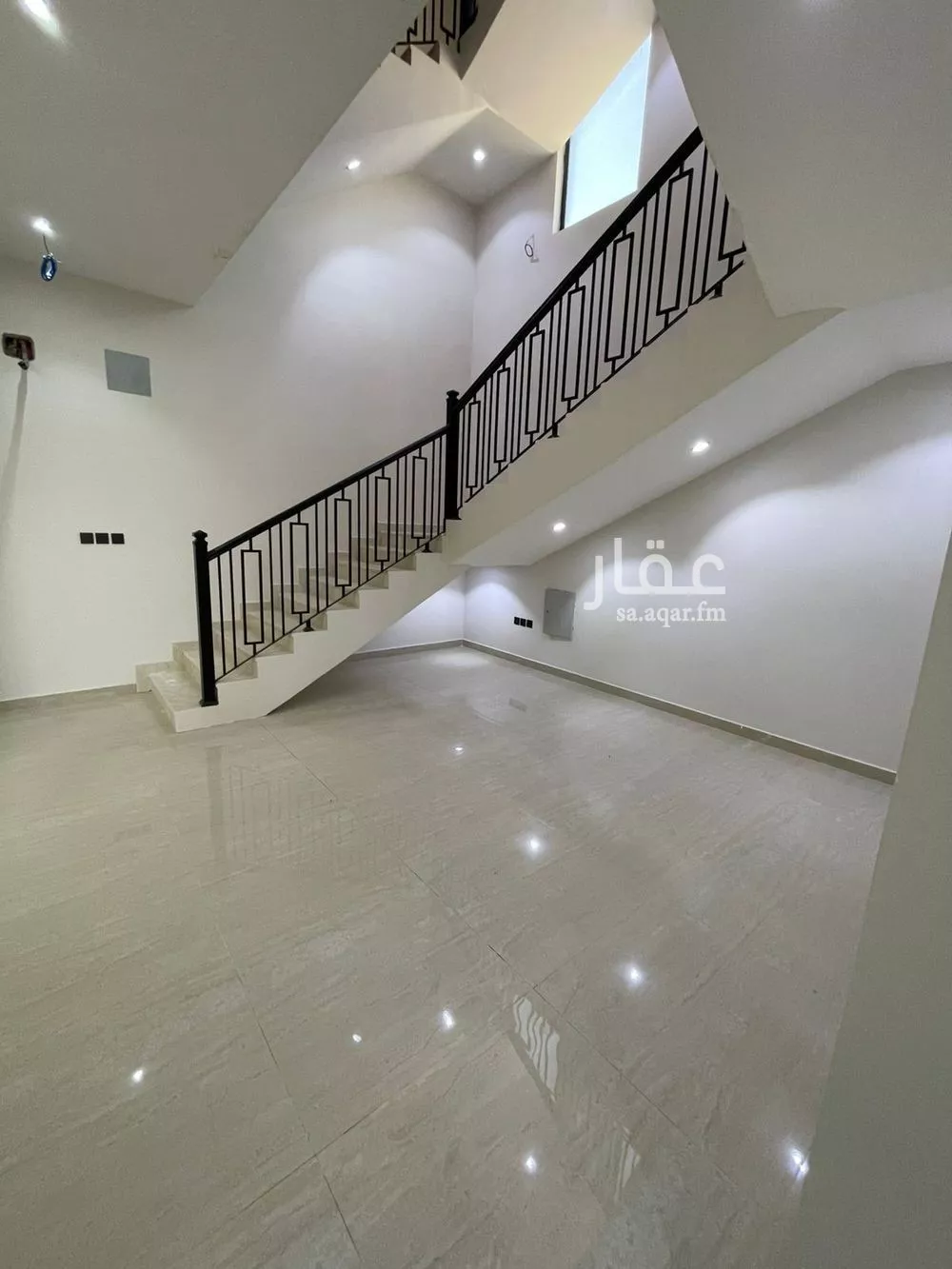 فيلا 10 غرف في المهدية 9