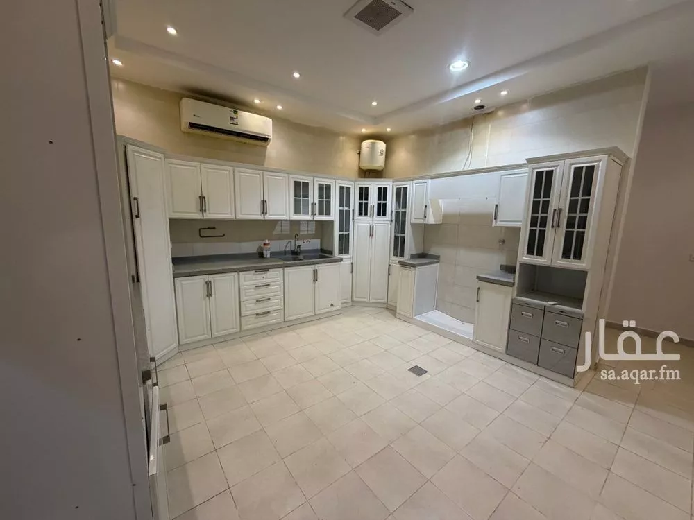 فيلا 10 غرف في النرجس 2