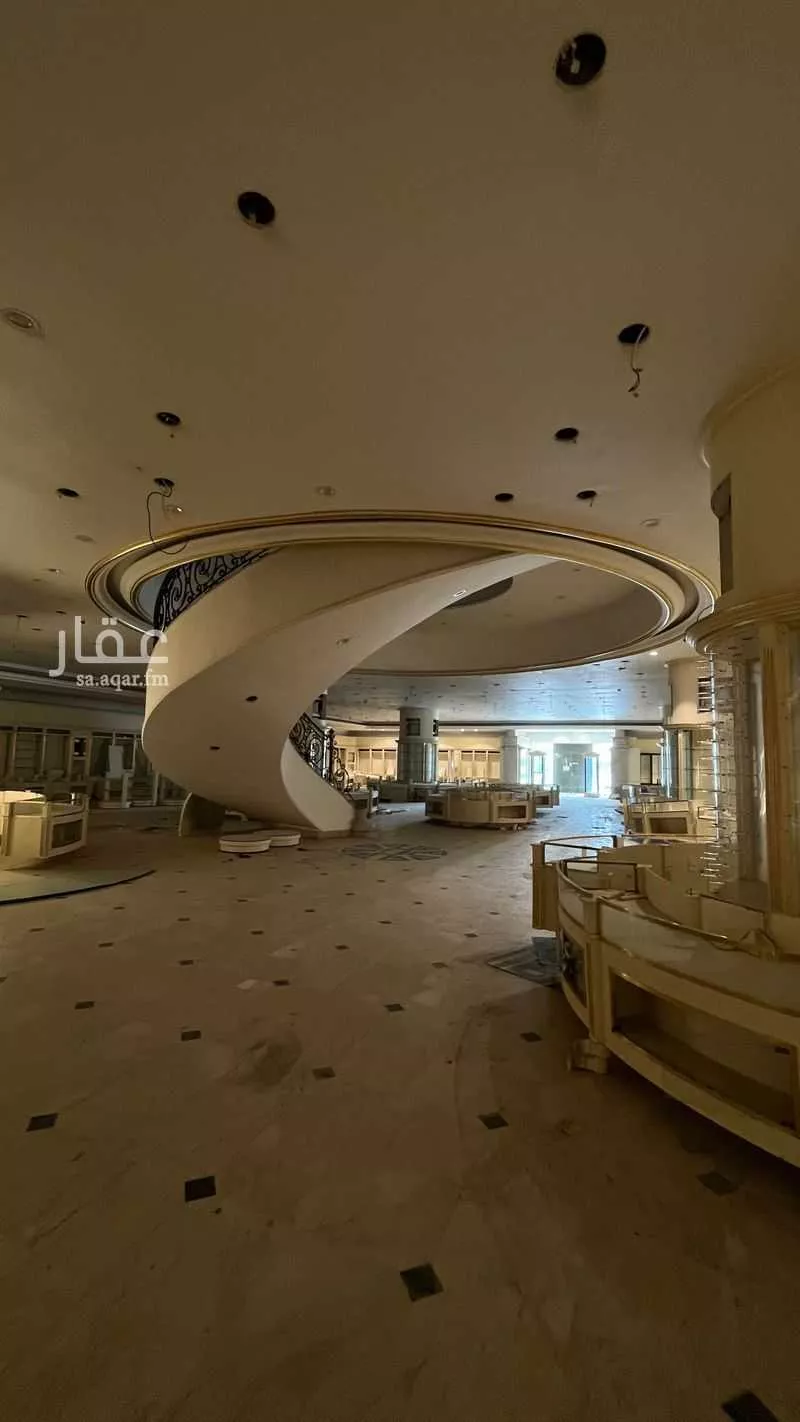 1760 sqm building in Al Rawdah 4