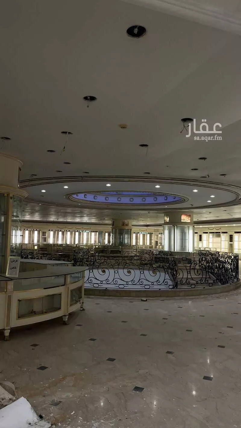 عمارة 1760 م² في الروضة 6