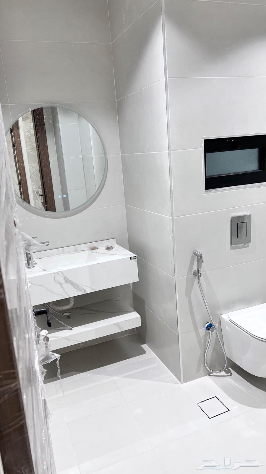 فيلا 7 غرف في الأجواد 12