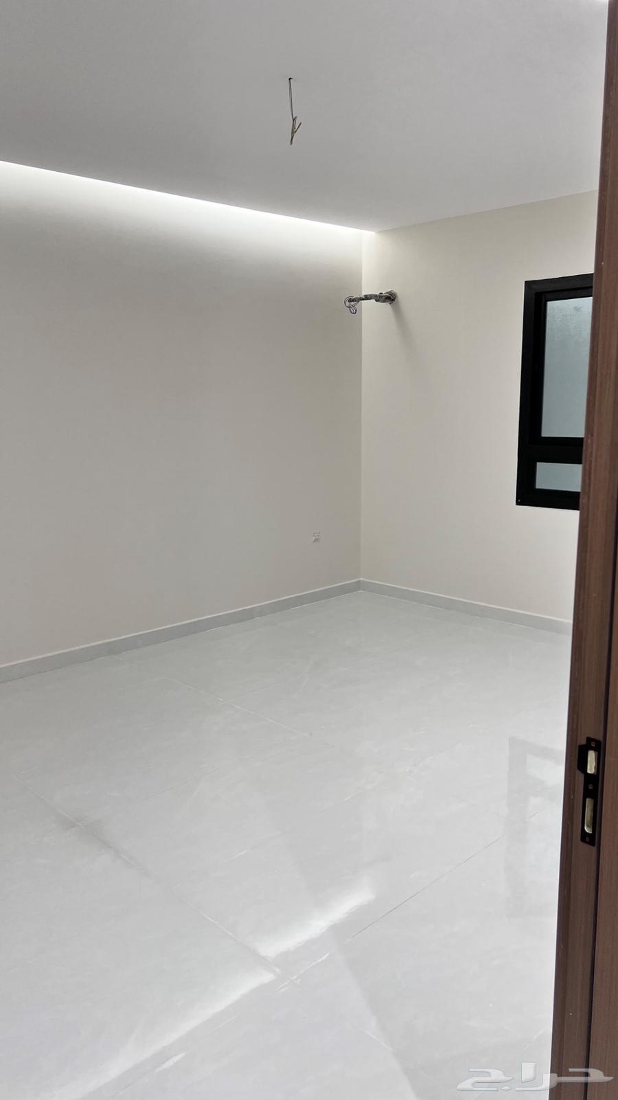 فيلا 7 غرف في الأجواد 13