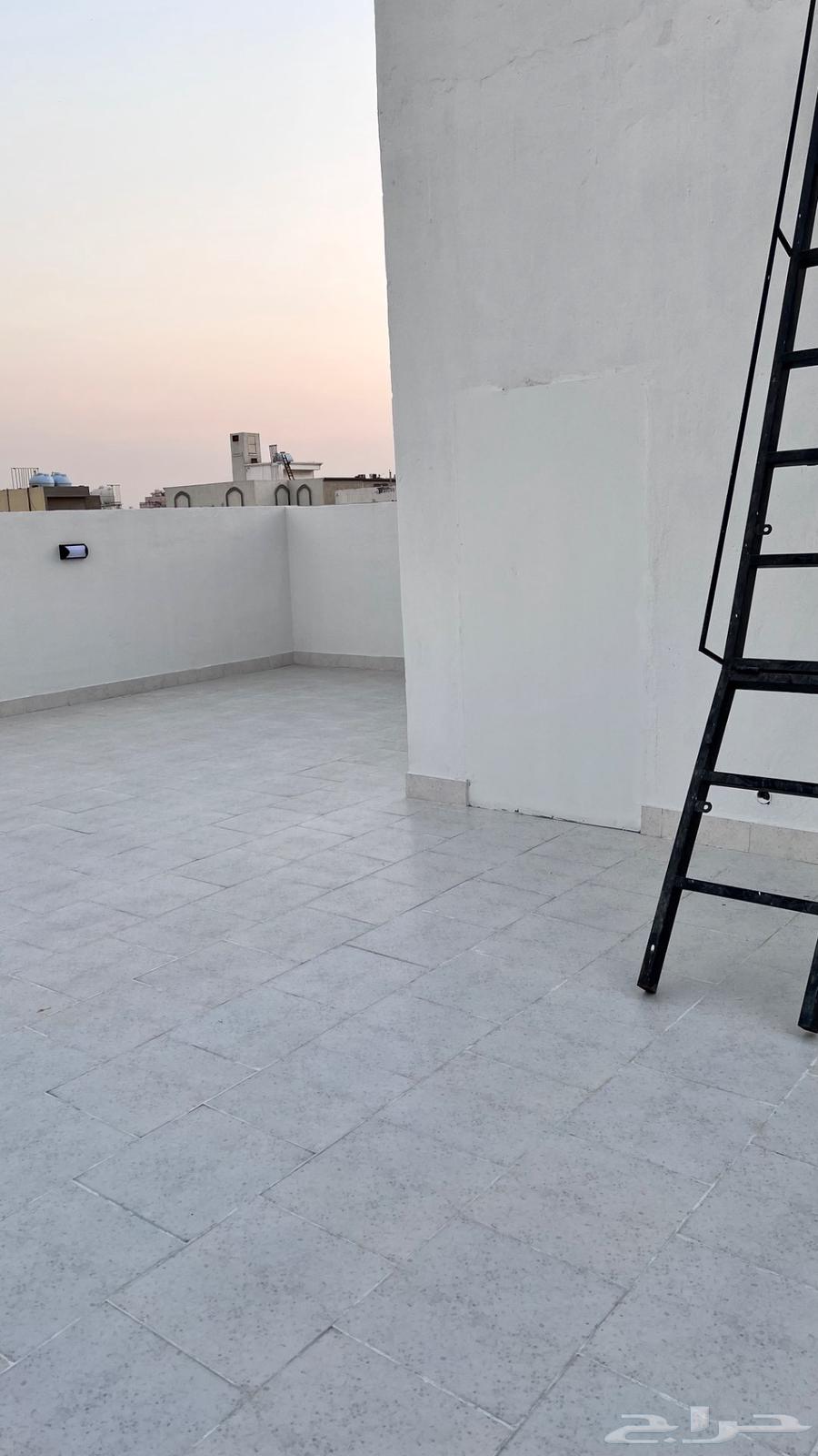 فيلا 7 غرف في الأجواد 3