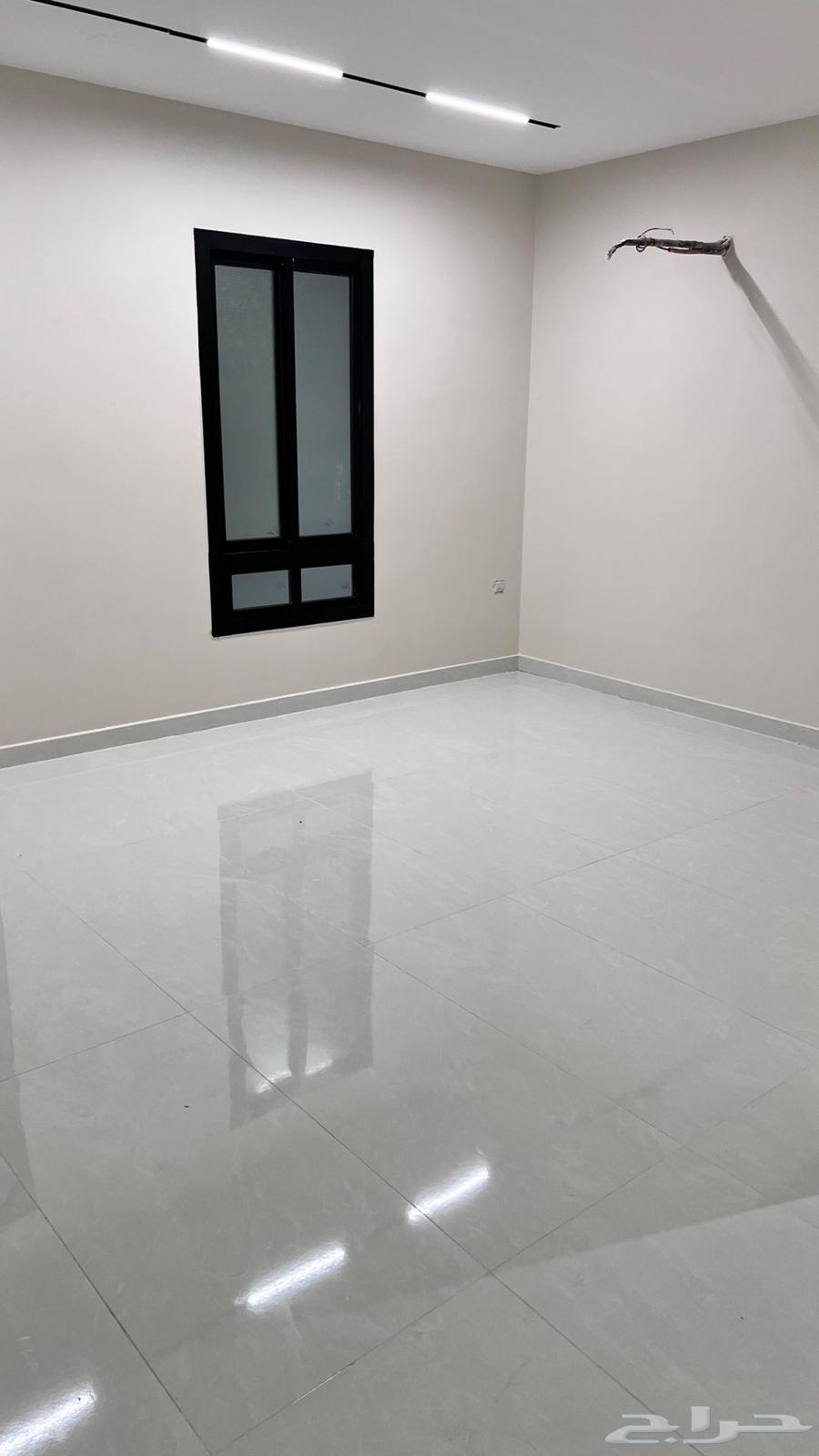 فيلا 7 غرف في الأجواد 21