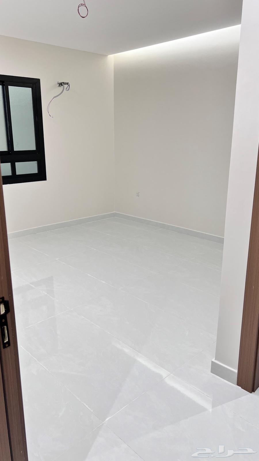 فيلا 7 غرف في الأجواد 4