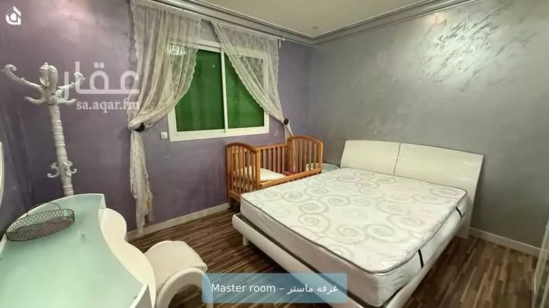 فيلا 4 غرف في عرقة 14