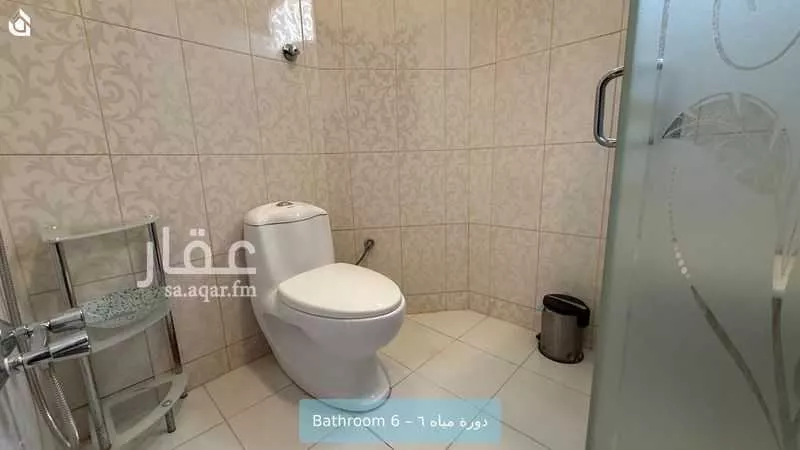 فيلا 4 غرف في عرقة 24