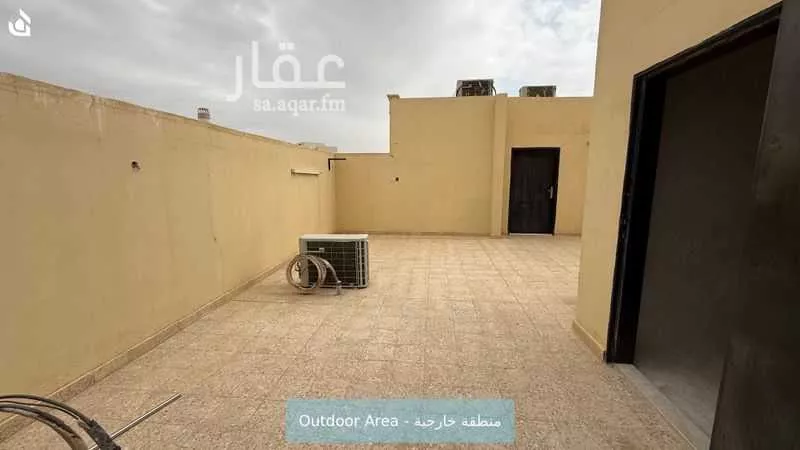 فيلا 4 غرف في عرقة 27