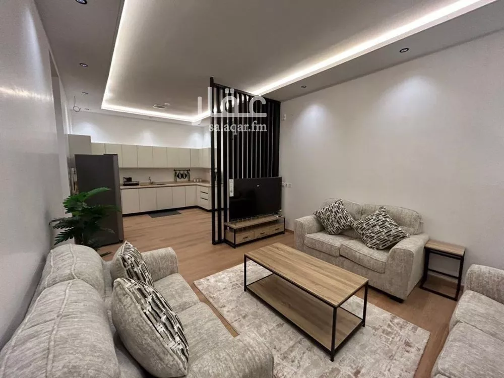 4 bedroom apartment in Al Yarmouk 5