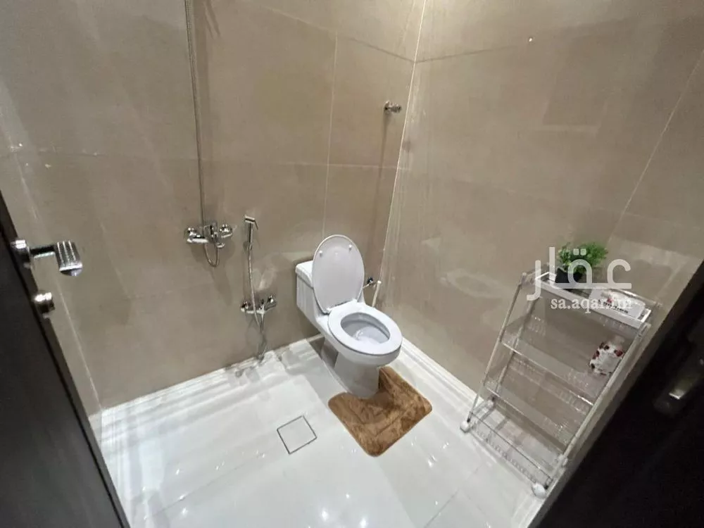 4 bedroom apartment in Al Yarmouk 7