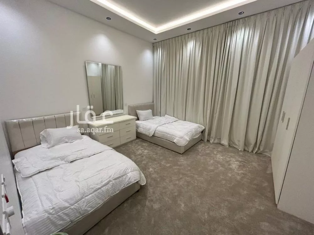 4 bedroom apartment in Al Yarmouk 10