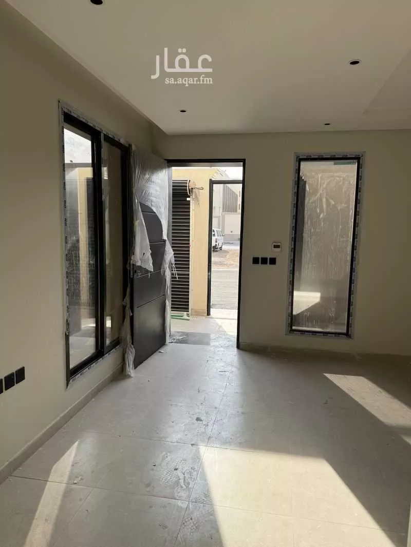 فيلا 5 غرف في العارض 16