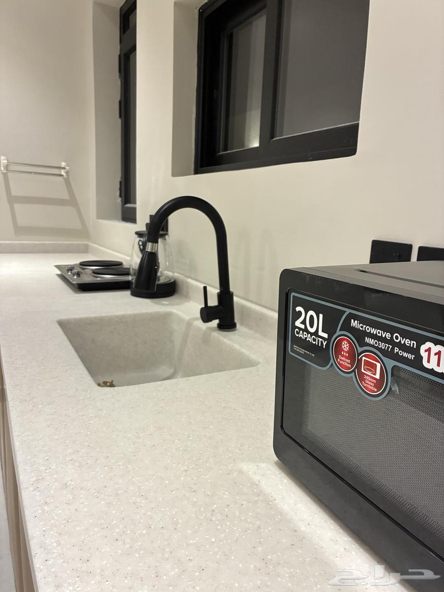 شقة 2 غرف في طيبة 10