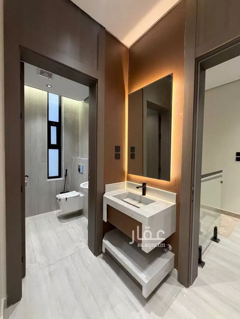 شقة 5 غرف في ضاحية الملك فهد 2