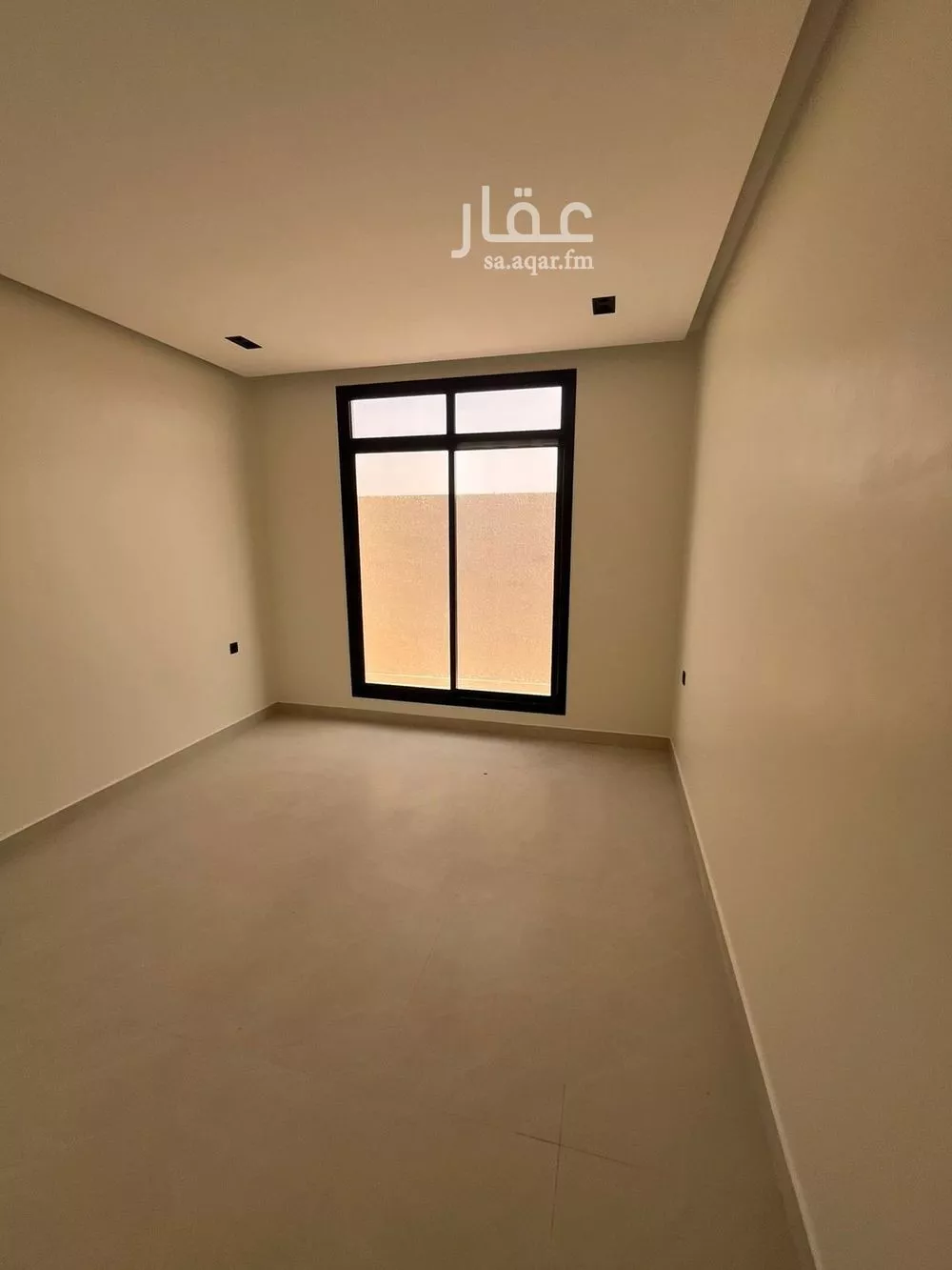 شقة 2 غرف في الخليج 4