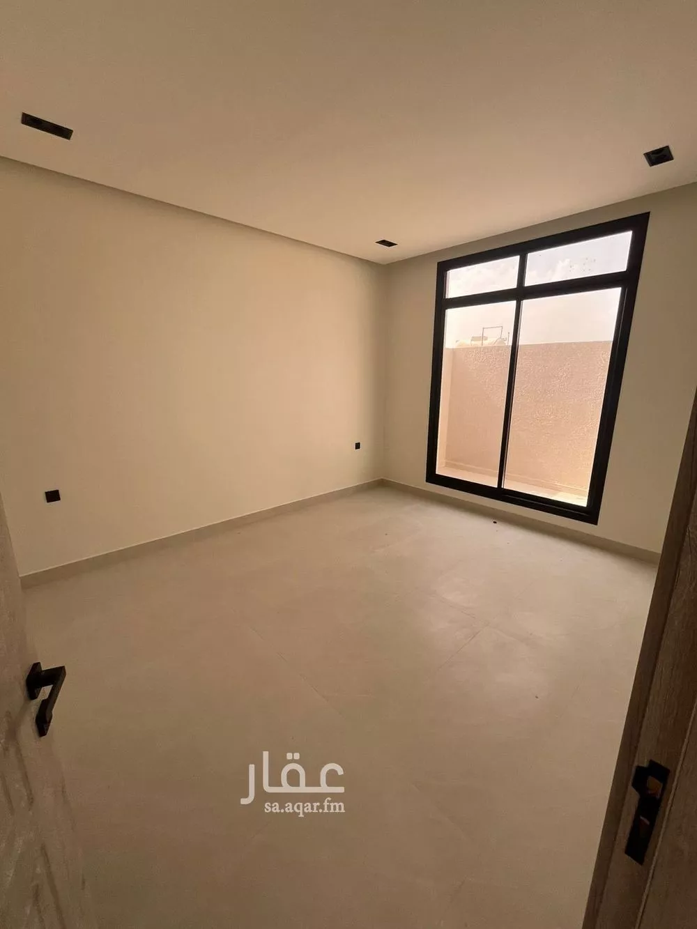 شقة 2 غرف في الخليج 6