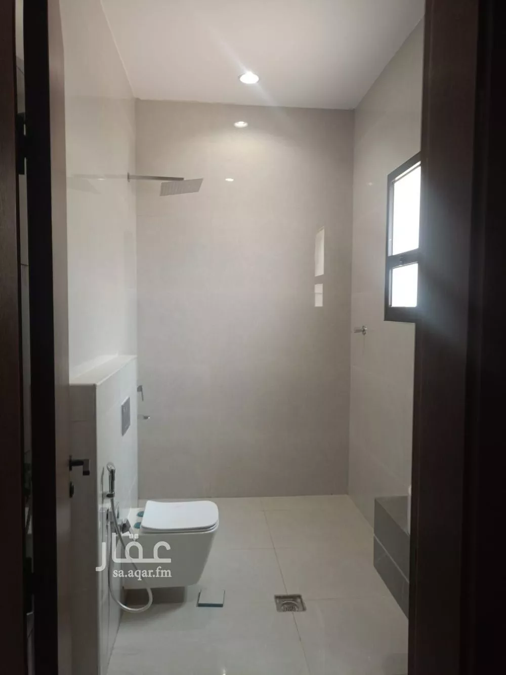 فيلا 6 غرف في الجنادرية 25