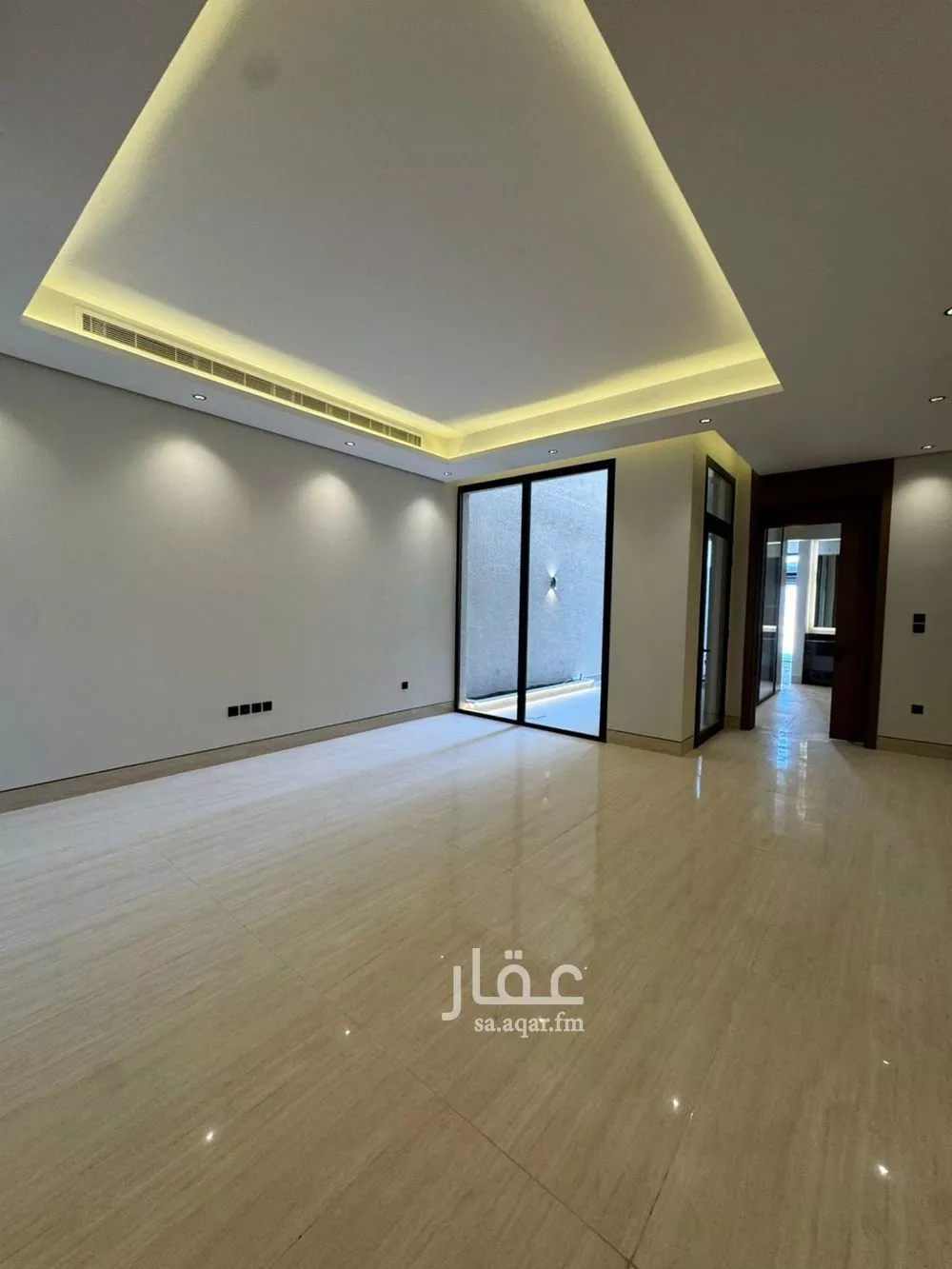 فيلا 5 غرف في النرجس 13