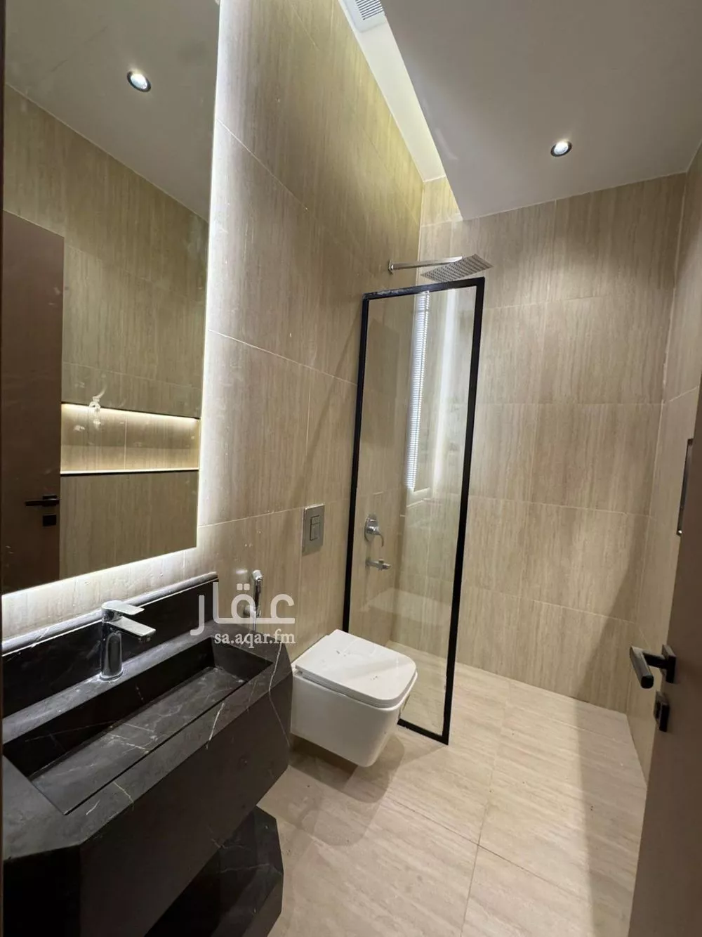 فيلا 5 غرف في النرجس 8