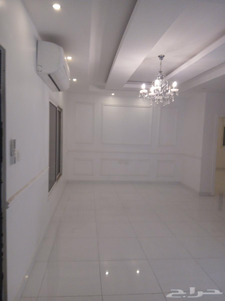 فيلا 6 غرف في ضاحية الملك فهد 2