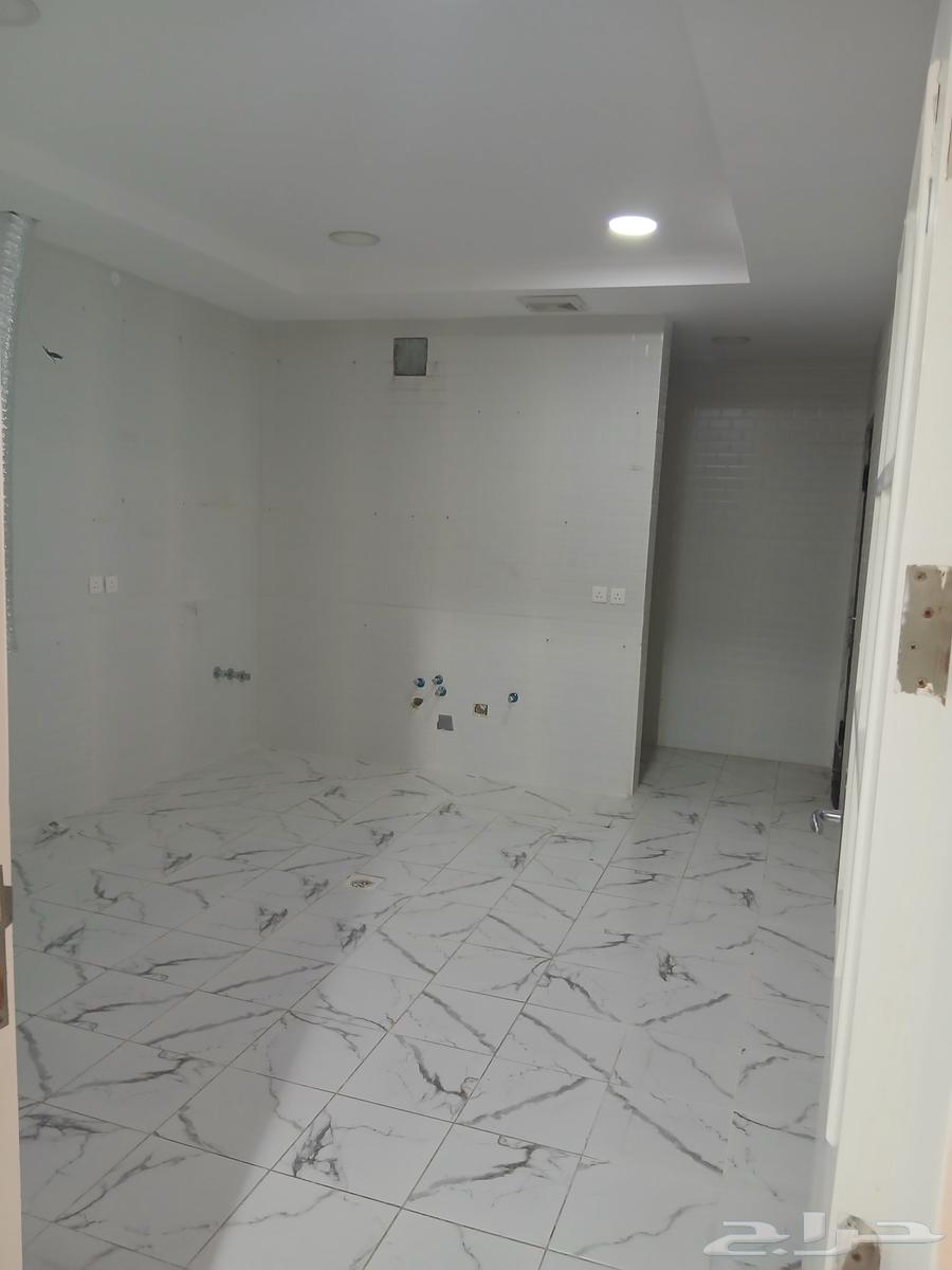 فيلا 6 غرف في ضاحية الملك فهد 7