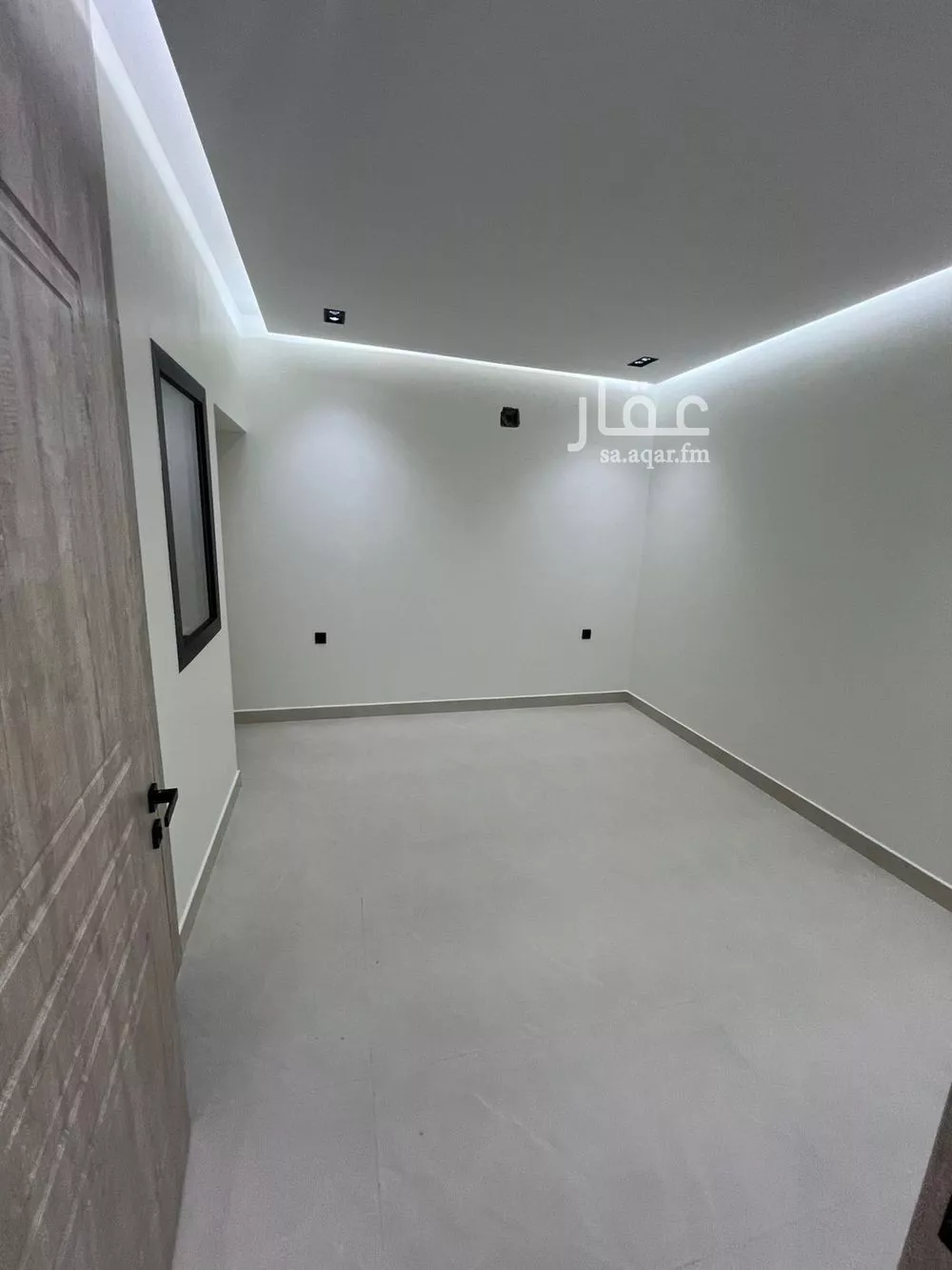 فيلا 5 غرف في الخليج 3