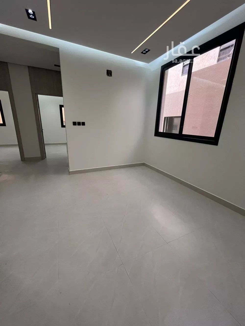 فيلا 5 غرف في الخليج 6